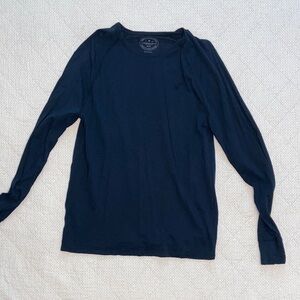 American Eagle Outfitters Black Long Sleeve Tee